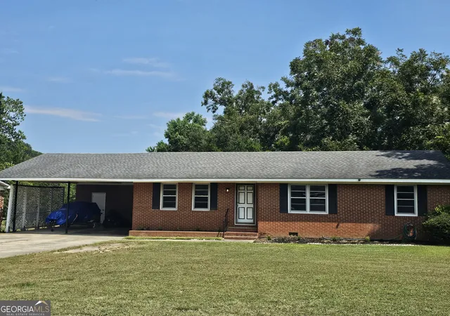 Photo 1 of Single family home for sale at 1715 Highland Ave, Dublin, GA 31021 | MLS# 10835423 | Listing updated on 2026-09-11