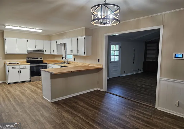 Photo 3 of Single family home for sale at 1715 Highland Ave, Dublin, GA 31021 | MLS# 10835423 | Listing updated on 2026-09-11