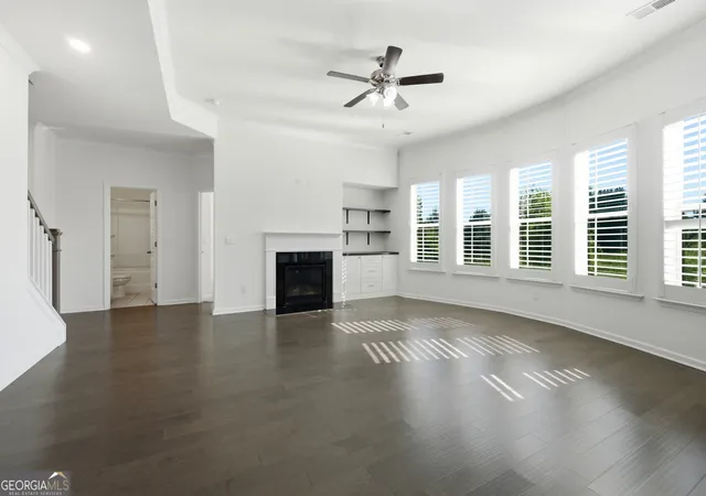 Photo 4 of Single family home for sale at 1221 Hawthorne Cir, Madison, GA 30650 | MLS# 10808999 | Listing updated on 2026-08-25