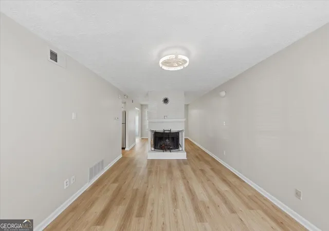 3rd image of 7750 Roswell Rd #9F, Sandy Springs, GA 30350 | MLS# 10801195