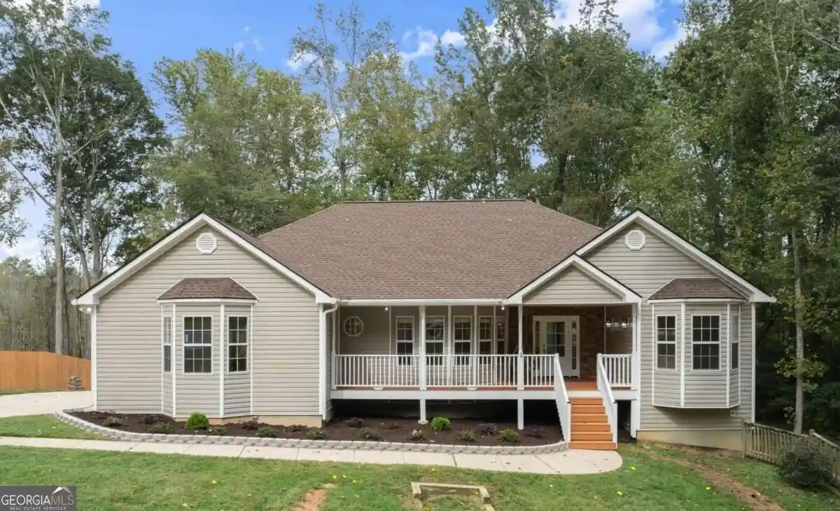 Photo 1 of Sale Pending at 7435 Ivy Grv St, Cumming, GA 30040 | MLS# 10870743 | Listing updated on 2026-10-22