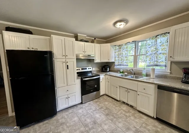 Photo 4 of Single family home for sale at 2960 Stuart Dr, Macon, GA 31204 | MLS# 10733473 | Listing updated on 2026-07-18