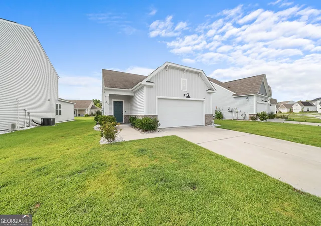 1st image of 215 Crabapple Cir, Port Wentworth, GA 31407 | MLS# 10824983