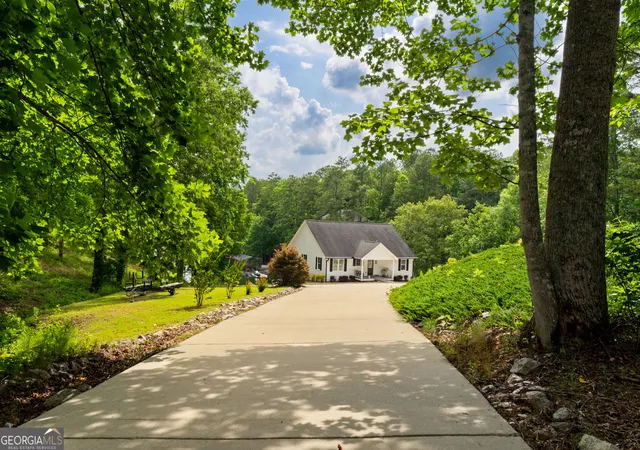 Homes for sale in Wedowee, AL | 890 County Road 816, Wedowee, AL 36278 | MLS# 10799072