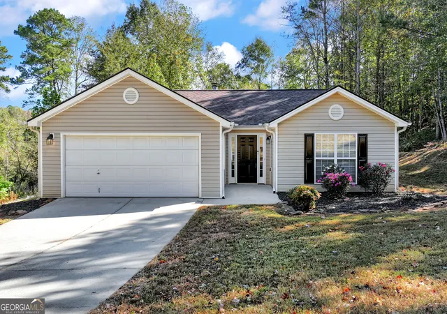 Photo 1 of Sale Pending at 1123 Ravenwood Dr, Bethlehem, GA 30620 | MLS# 10874463 | Listing updated on 2026-10-28