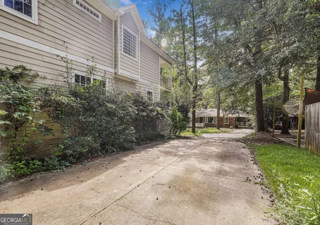 Photo 1 of Single family home for sale at 481 Pine Dr, Stone Mountain, GA 30083 | MLS# 10819836 | Listing updated on 2026-09-16