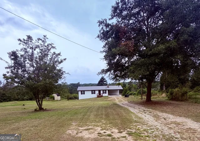 Photo 2 of Single family home for sale at 979 Mcdaniel Mill Rd Sw, Conyers, GA 30094 | MLS# 10836108 | Listing updated on 2026-09-13