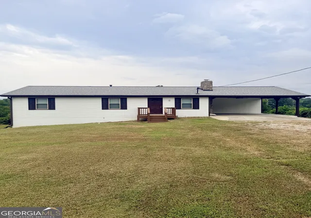 Photo 4 of Single family home for sale at 979 Mcdaniel Mill Rd Sw, Conyers, GA 30094 | MLS# 10836108 | Listing updated on 2026-09-13