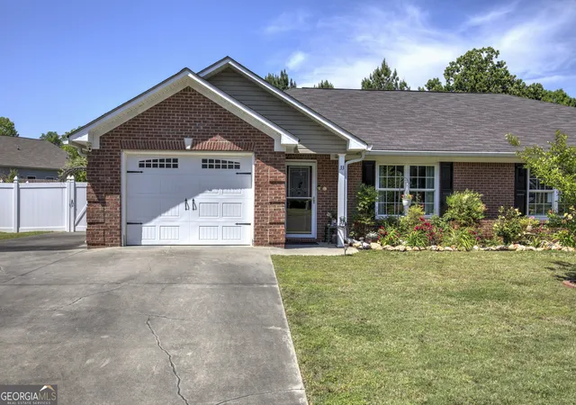 1st image of 33 Westbury Dr Nw, Rome, GA 30165 | MLS# 10779361