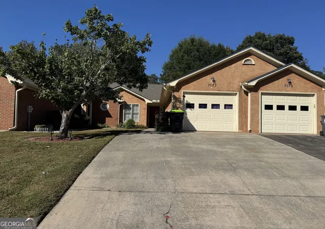 Townhouse for sale at 7177 Woodridge Ln, Union City, GA 30291 | MLS# 10874509