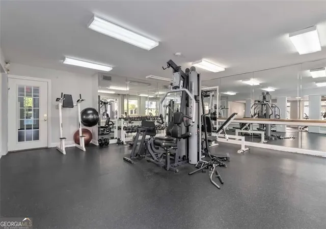 23rd image of 324 Granville Ct, Sandy Springs, GA 30328 | MLS# 10831624