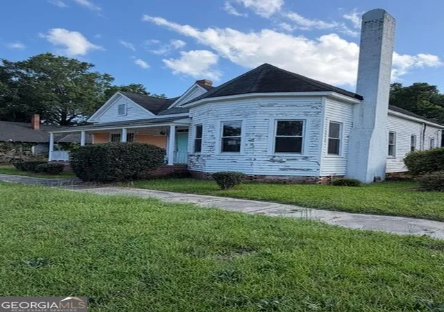 2nd image of 807 Academy Ave, Waynesboro, GA 30830 | MLS# 10830153