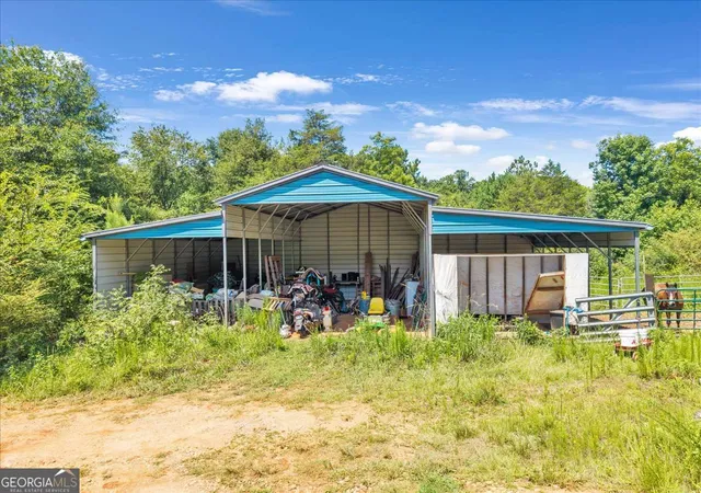 Photo 3 of Sale Pending at 336 Piney Grove Rd, Comer, GA 30629 | MLS# 10807699 | Listing updated on 2026-08-27