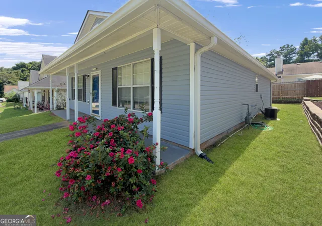 2nd image of 131 Oak Cir, Stockbridge, GA 30281 | MLS# 10831461
