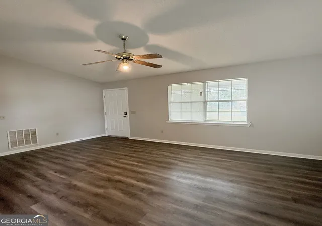 Photo 3 of Single family home for sale at 61 Kyle Ln, Hinesville, GA 31313 | MLS# 10757088 | Listing updated on 2026-09-17