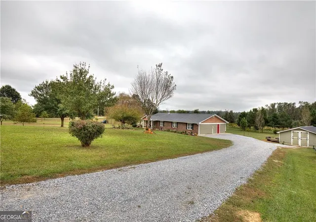 3rd image of 249 Cooper Rd Se, Calhoun, GA 30701 | MLS# 10715361