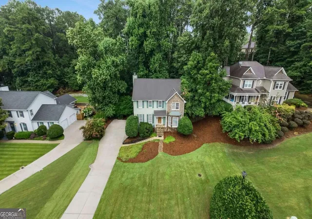 Photo 3 of Single family home for sale at 3385 New Heritage Dr, Johns Creek, GA 30022 | MLS# 10816429 | Listing updated on 2026-08-14