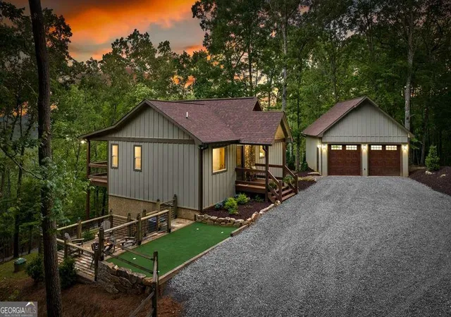 Photo 3 of Single family home for sale at 241 Wolf Creek Mountain Rd, Mineral Bluff, GA 30559 | MLS# 10790870 | Listing updated on 2026-08-27