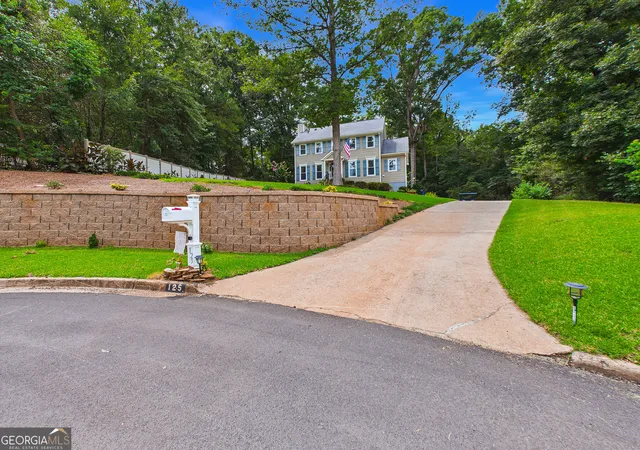 Photo 4 of Sale Pending at 125 Rivoli Oaks Cir, Macon, GA 31210 | MLS# 10812161 | Listing updated on 2026-08-25