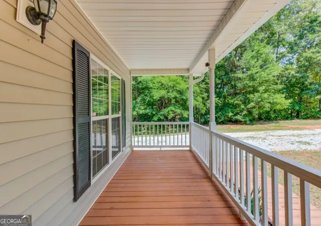 Photo 3 of Sale Pending at 165 John Sharp Rd, Colbert, GA 30628 | MLS# 10768900 | Listing updated on 2026-09-02