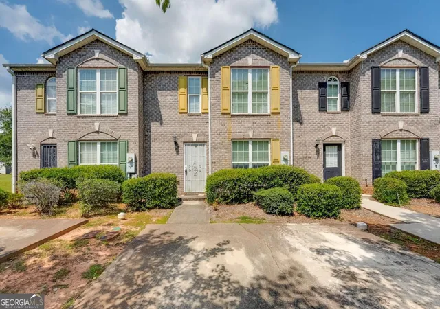 Photo 2 of Townhouse for sale at 3542 Waldrop Trl, Decatur, GA 30034 | MLS# 10829059 | Listing updated on 2026-09-07