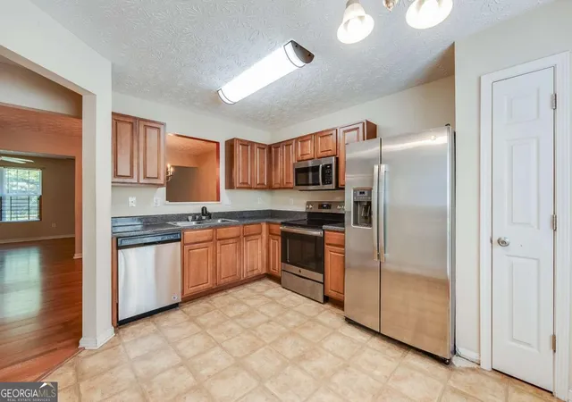 Photo 4 of Townhouse for sale at 3542 Waldrop Trl, Decatur, GA 30034 | MLS# 10829059 | Listing updated on 2026-09-07