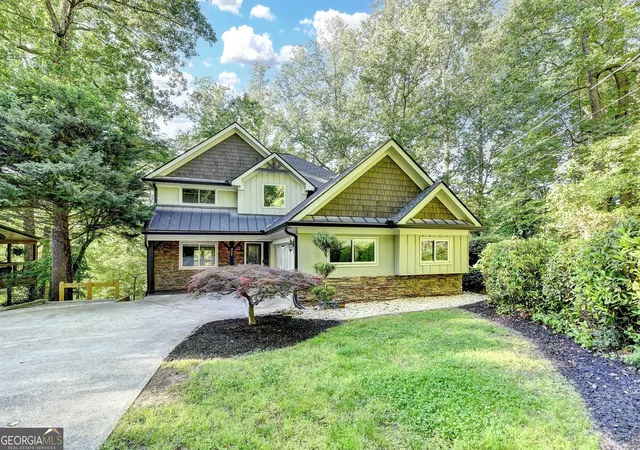 Photo 3 of Single family home for sale at 975 Timber Lake Trl, Cumming, GA 30041 | MLS# 10836684 | Listing updated on 2026-09-14