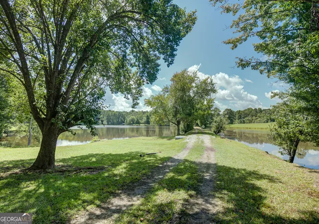 Photo 3 of Single family home for sale at 215 Wessmanor Dr, Bowdon, GA 30108 | MLS# 10830849 | Listing updated on 2026-09-17