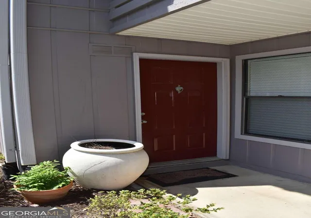 2nd image of 3923 Woodridge Wy, Tucker, GA 30084 | MLS# 10811841