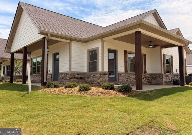 Homes for sale in Chatsworth, GA | 88 Maddox Ln #88, Chatsworth, GA 30705 | MLS# 10804722