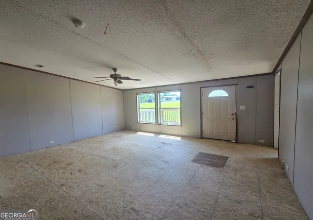 3rd image of 542 Nails Creek Xing, Royston, GA 30662 | MLS# 10825679