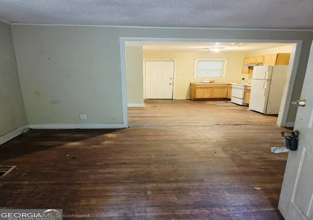 Photo 2 of Single family home for sale at 3940 Bernice Ave, Macon, GA 31204 | MLS# 10809818 | Listing updated on 2026-09-07