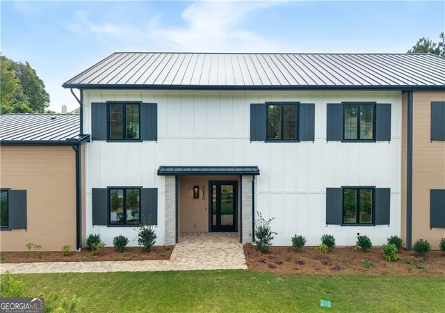 2nd image of 2650 Roswell Rd, Marietta, GA 30062 | MLS# 10664518