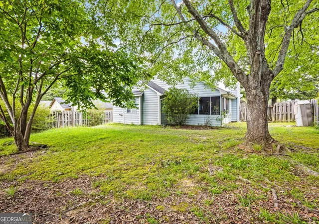 Photo 17 of Single family home for sale at 1241 Larkwood Dr, Jonesboro, GA 30238 | MLS# 10740063 | Listing updated on 2026-07-18