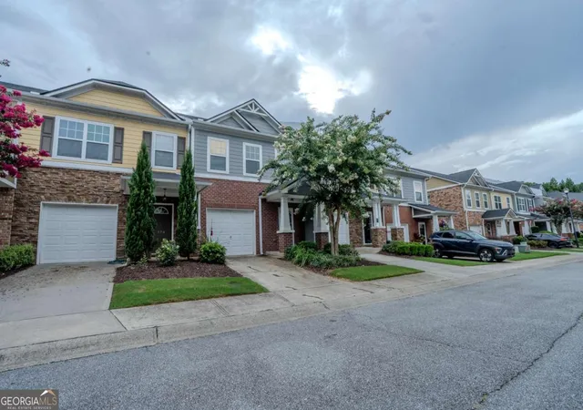 Photo 2 of Townhouse for sale at 776 Tulip Poplar Wy, Lawrenceville, GA 30044 | MLS# 10805863 | Listing updated on 2026-09-16
