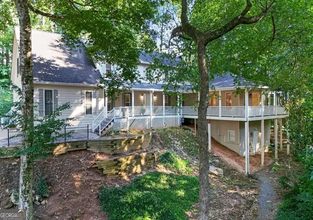 2nd image of 2290 Old Orchard Dr, Marietta, GA 30068 | MLS# 10816502