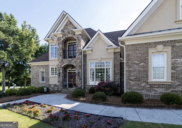 Photo 4 of Single family home for sale at 105 Murfield Way, Carrollton, GA 30116 | MLS# 10807221 | Listing updated on 2026-08-17