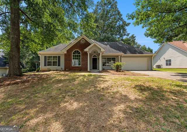 Photo 3 of Sale Pending at 60 Deep Springs Wy, Covington, GA 30016 | MLS# 10826656 | Listing updated on 2026-09-07