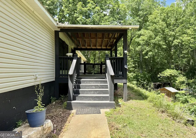 Homes for sale in Clarkesville, GA | 325 Fern Valley Trl, Clarkesville, GA 30523 | MLS# 10769799