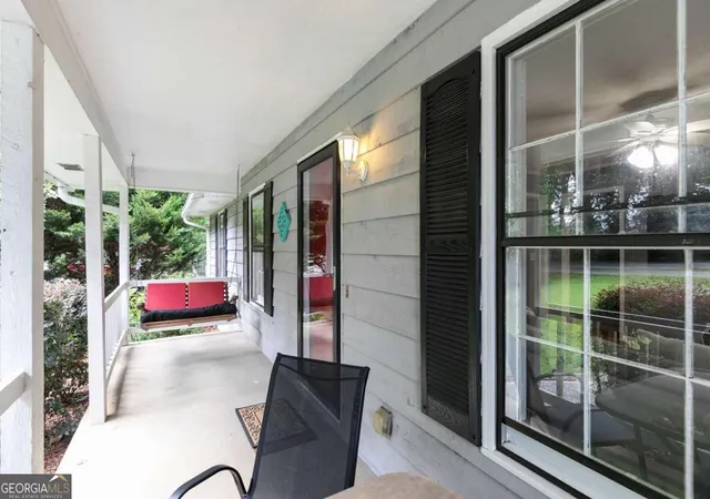 Photo 3 of Single family home for sale at 3310 Hickory Grv Rd NW, Acworth, GA 30101 | MLS# 10829461 | Listing updated on 2026-10-08