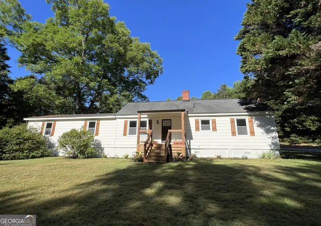 Photo 1 of Sale Pending at 1009 Dean Hill Rd, Monroe, GA 30655 | MLS# 10637868 | Listing updated on 2026-01-20