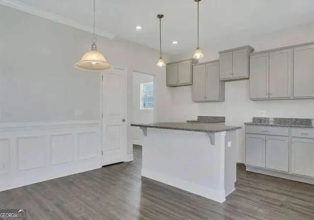 Photo 3 of Single family home for sale at 9 Sago Palm Way, Bloomingdale, GA 31302 | MLS# 10826068 | Listing updated on 2026-09-23