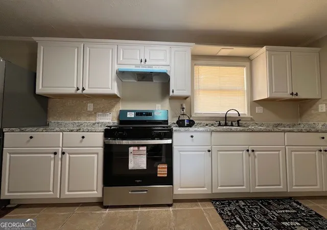 Photo 3 of Single family home for sale at 7466 Ann St, Riverdale, GA 30274 | MLS# 10708237 | Listing updated on 2026-06-11