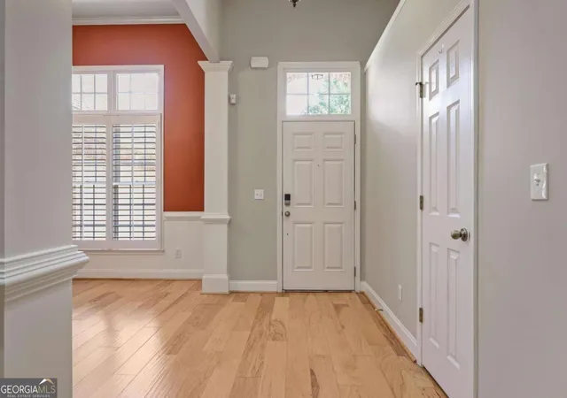 image of 105 Peregrine Wy Nw, Kennesaw, GA 30144 | MLS# 10810100