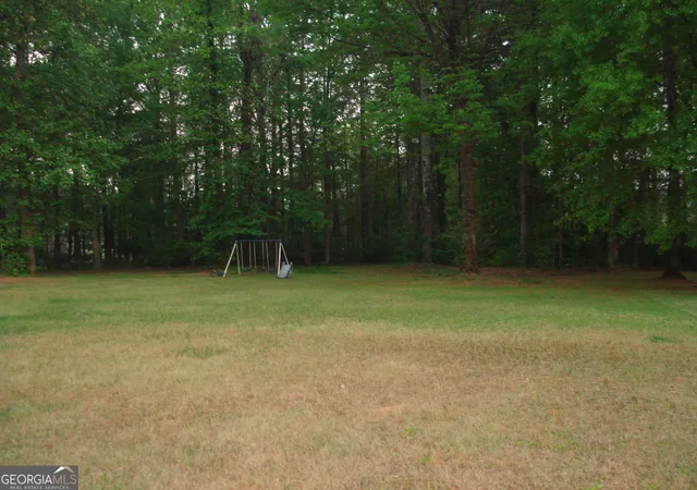 3rd image of 3117 Noahs Ln, Ellenwood, GA 30294 | MLS# 10730519
