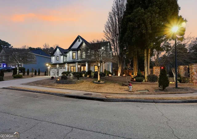 Photo 2 of Single family home for sale at 7108 Roselake Cir Cir, Douglasville, GA 30180 | MLS# 10833223 | Listing updated on 2026-09-14
