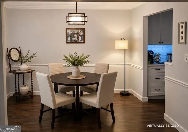 5th image of 5149 Roswell Rd, Sandy Springs, GA 30342