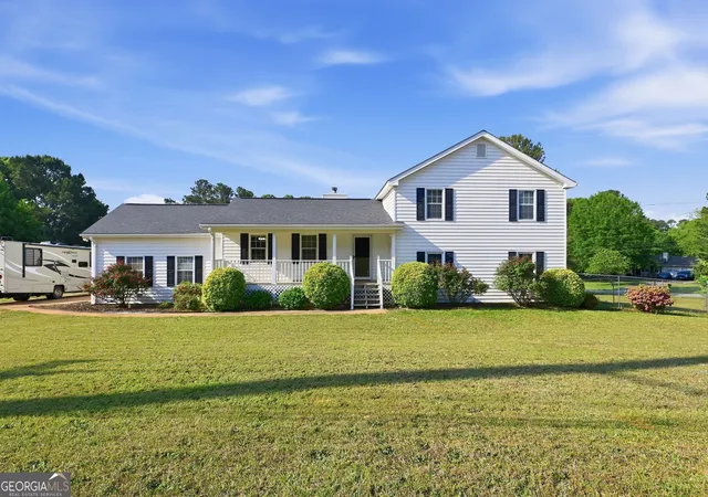Photo 1 of Single family home for sale at 1514 Harmony Grv Church Rd, Auburn, GA 30011 | MLS# 10754571 | Listing updated on 2026-08-20