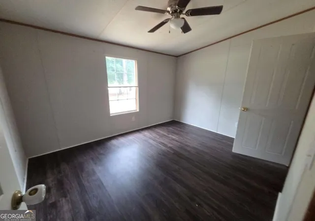 Photo 3 of Sale Pending at 147 Barn Rd Cir, Jesup, GA 31545 | MLS# 10779651 | Listing updated on 2026-10-05