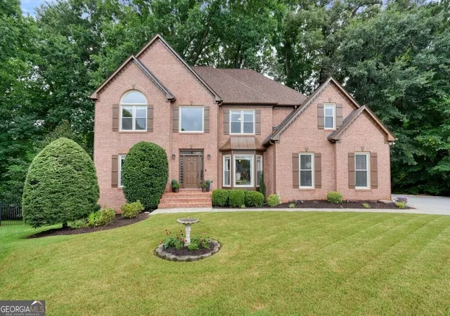 Photo 3 of Single family home for sale at 710 Waterview Trl, Alpharetta, GA 30022 | MLS# 10806730 | Listing updated on 2026-08-31